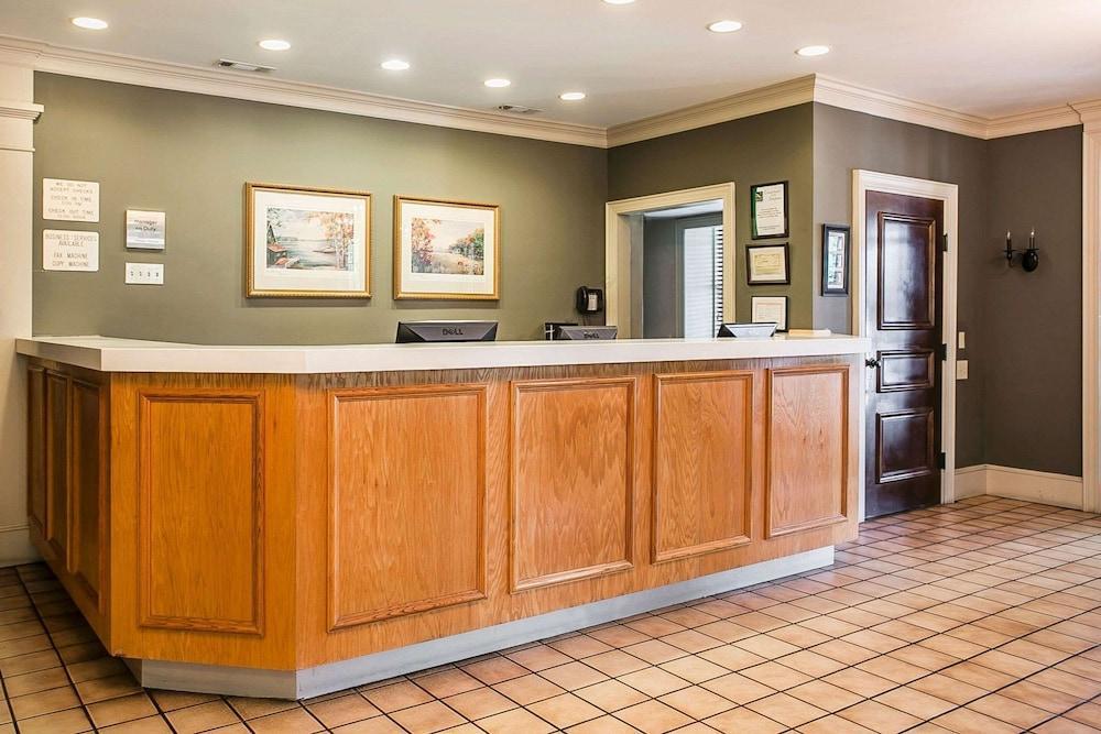 Quality Inn & Suites Santee Exteriör bild