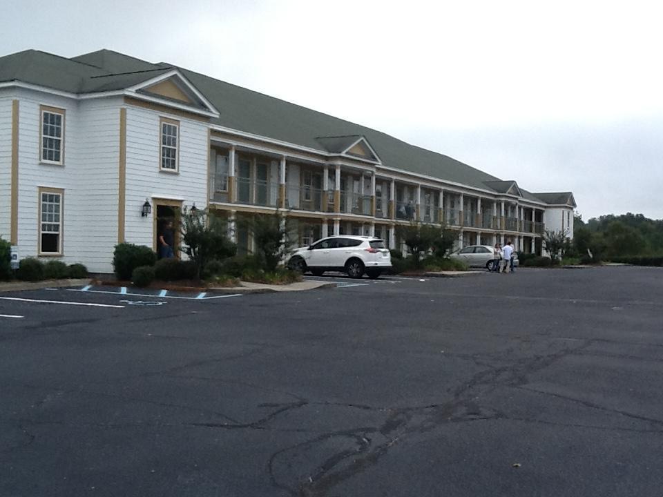 Quality Inn & Suites Santee Exteriör bild