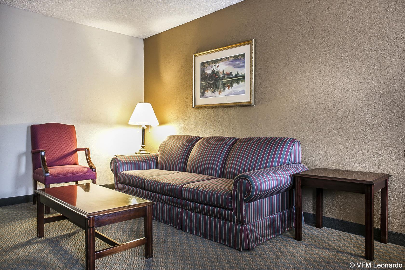 Quality Inn & Suites Santee Exteriör bild