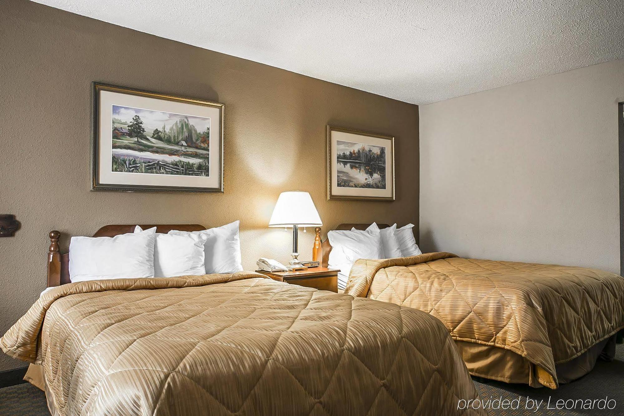 Quality Inn & Suites Santee Exteriör bild